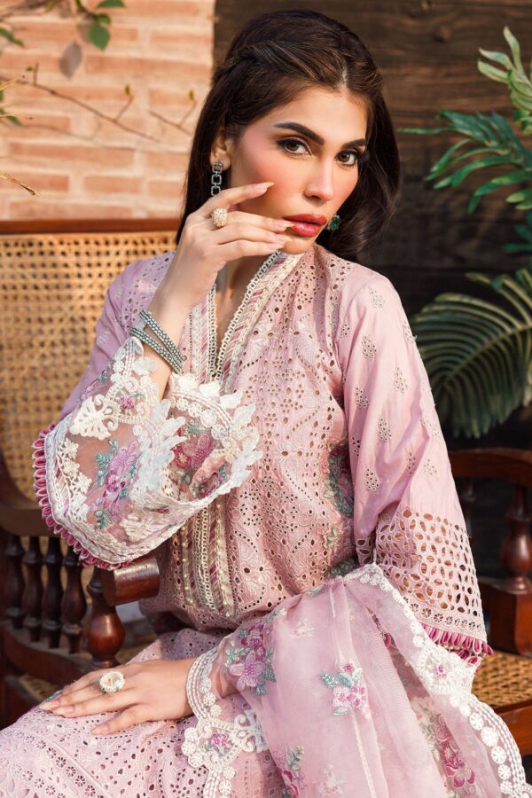 Motifz 4433-Pakeeza Embroidered Lawn Unstitched Premium 2