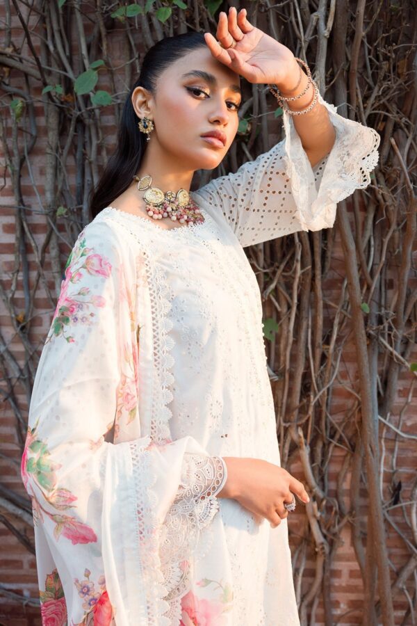 Motifz 4436-Rukaiyah Embroidered Lawn Unstitched Premium 2