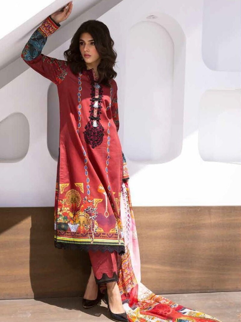 Roheenaz Leya Rnz-06B Papaya Bliss Printed Lawn 3Pc Suit Collection 2024