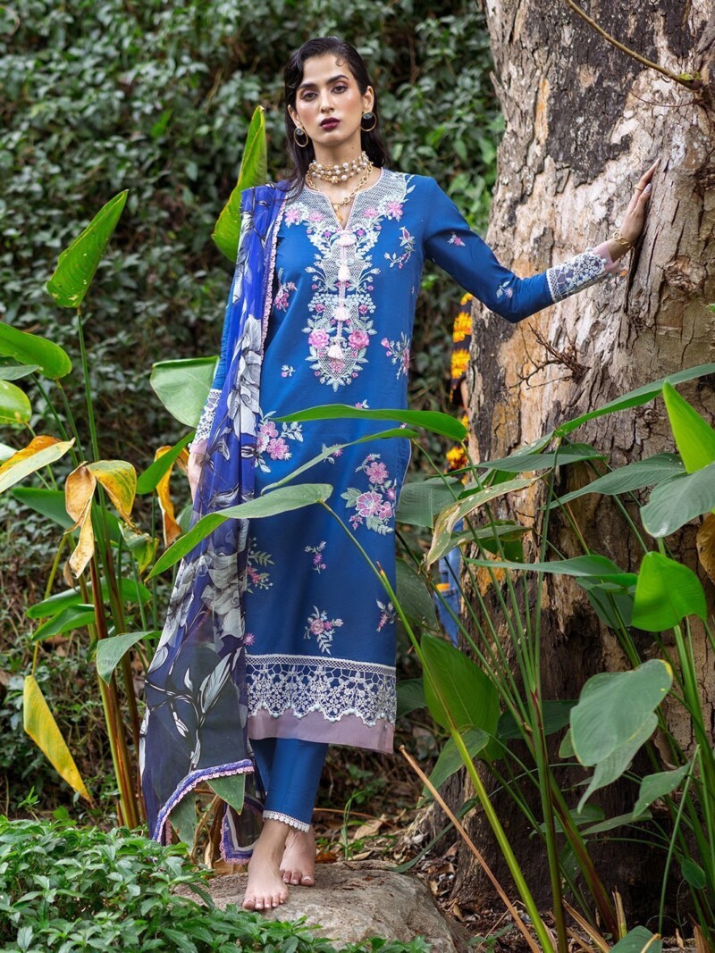 Roheenaz Dahlia Rnz-07A Bluebell Embroidered Lawn 3Pc Suit Collection 2024