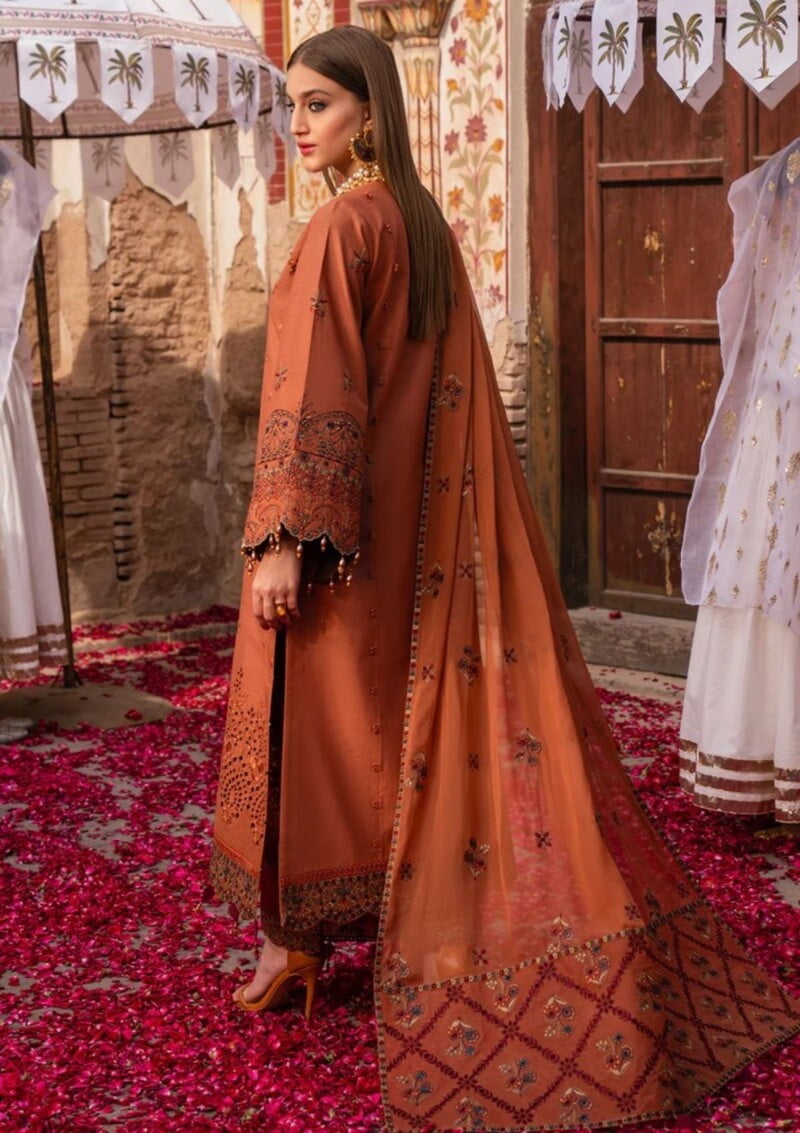 Alizeh Ar24 07 Manat Rawayat Lawn Collection