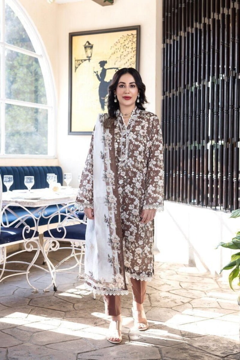 Regalia Salina Sdpl6-01 Vol-06 Digital Printed Lawn Collection 2024