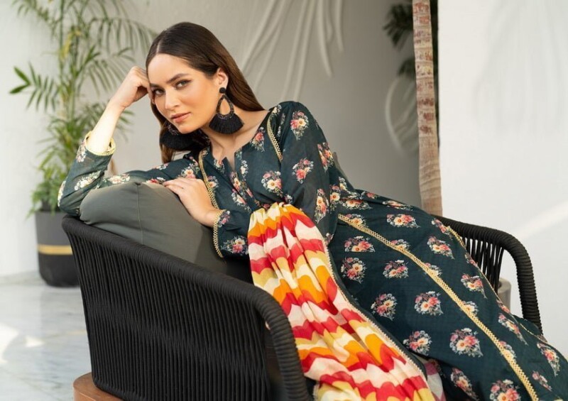 Regalia Salina Sdpl7-02 Vol-07 Digital Printed Lawn Collection 2024