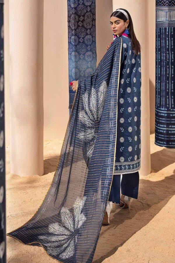 Gul Ahmed St-42001 Printed Lawn Collection 2024