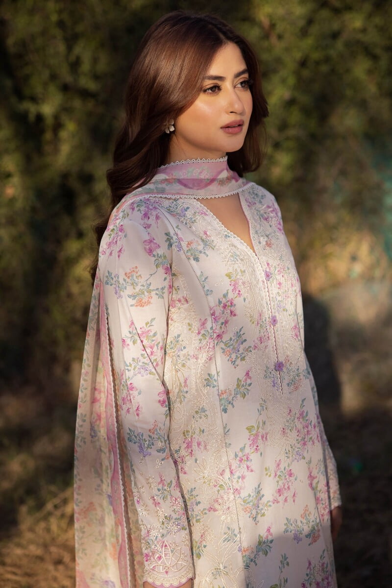 Iznik Ip 230 Embroidered Lawn Collection 24