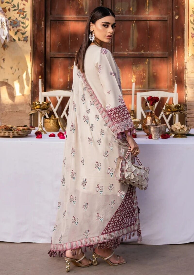 Alizeh Ar24 05 Hayat Rawayat Lawn Collection