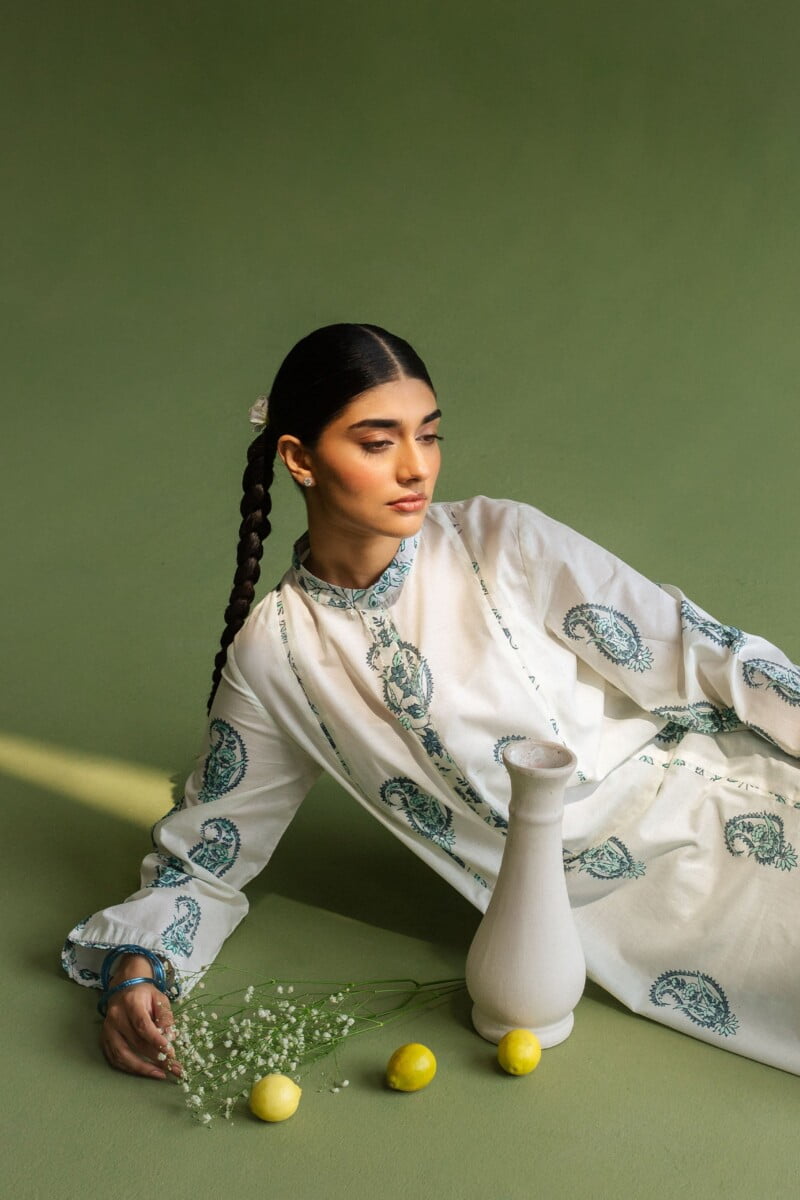 Motifz 3658 Birch Digital Printed Khaddar Stitched Casuals Collection 24