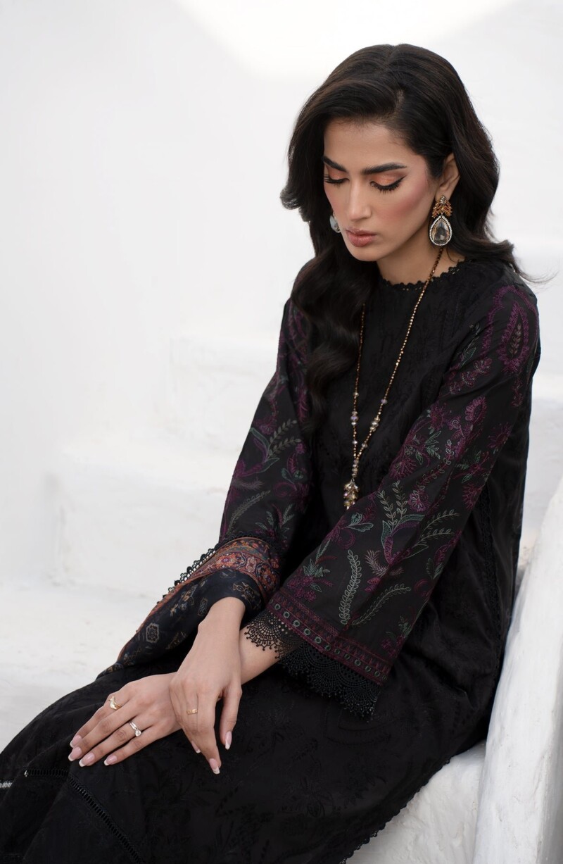 Zarif Zl-04 Julia Eid Embroidered Lawn 3Pc Suit Collection 2024