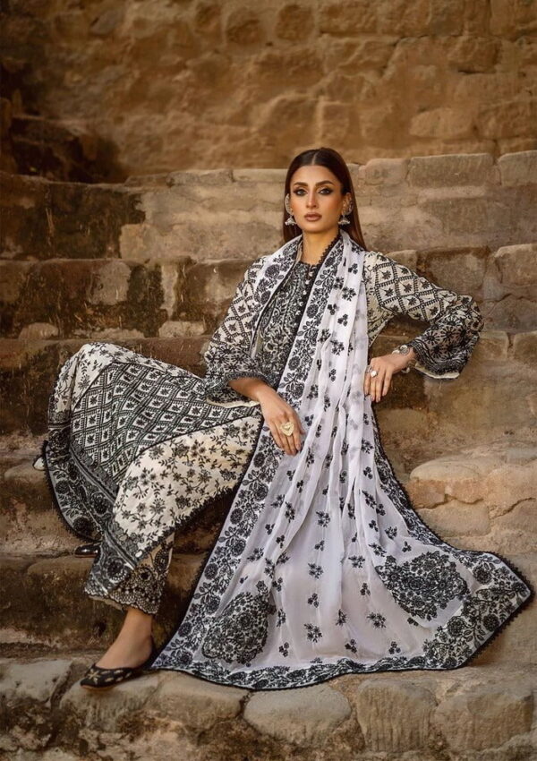 Aik Atelier Pal24 01 Pardes Lawn Collection