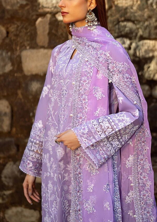 Aik Atelier Pal24 07 Pardes Lawn Collection