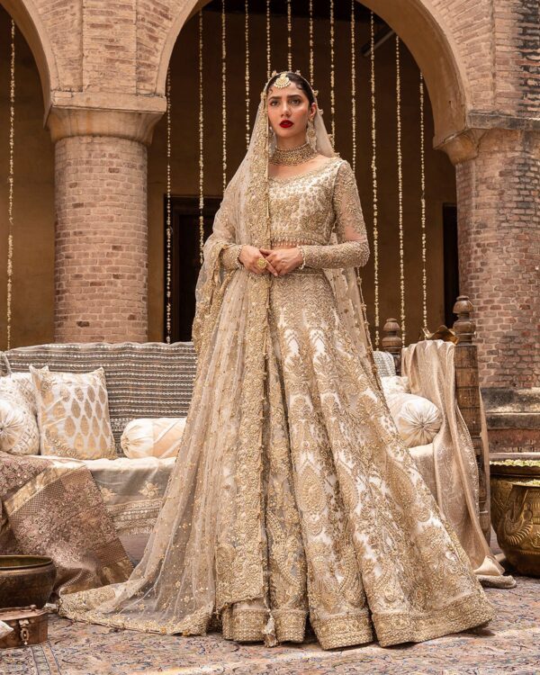 Zainab Chottani Laali 6A Collection 24