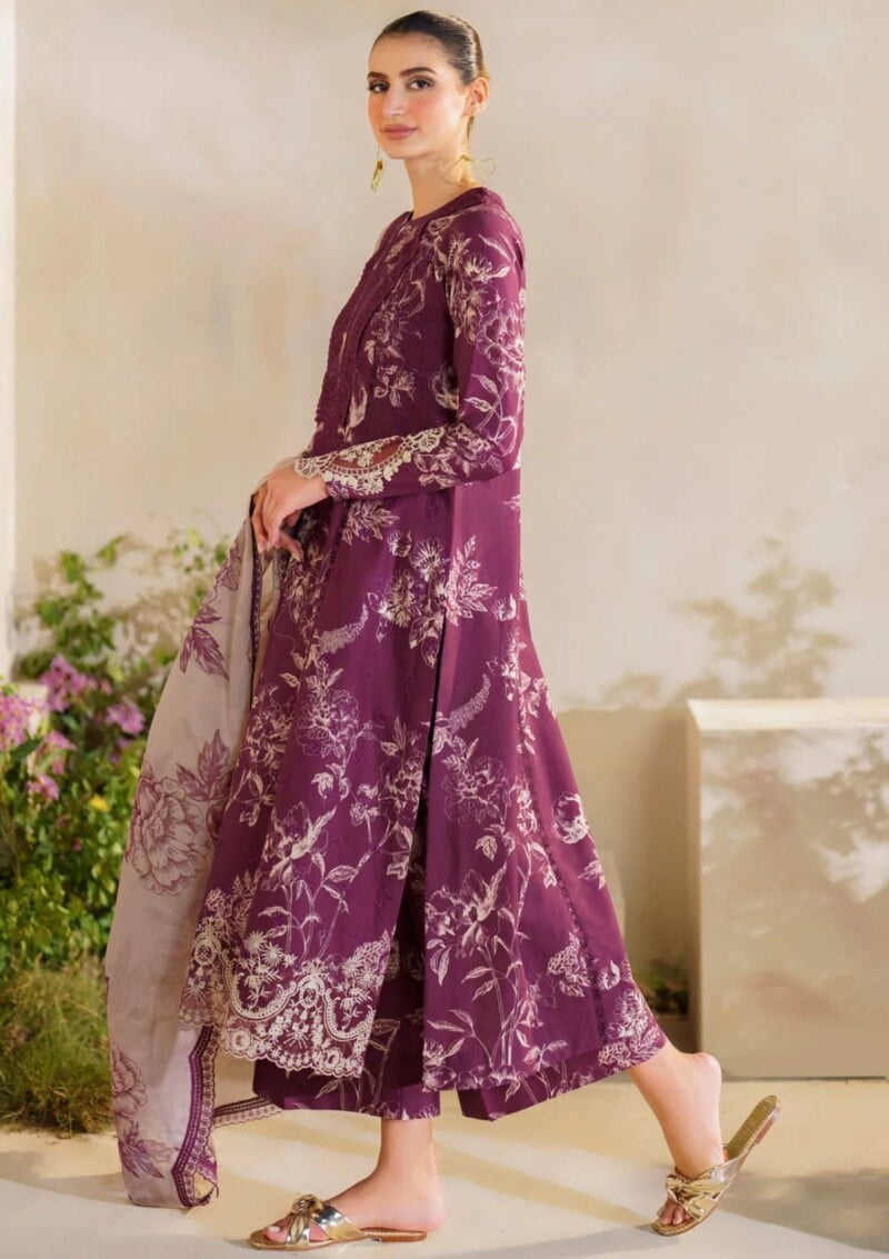 Iznik Festive 24 Sfl 07 Gleam Lawn Collection