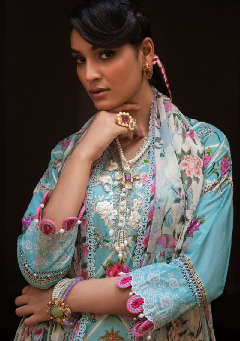 Sana Safinaz Muzlin V02 Mv 4 A Lawn Collection