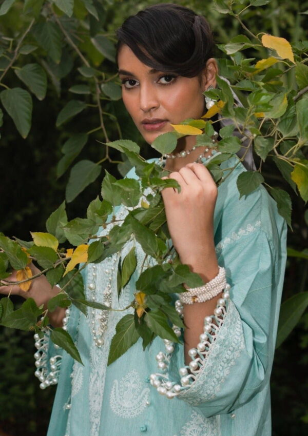 Sana Safinaz Muzlin V02 Mv 5 B Lawn Collection