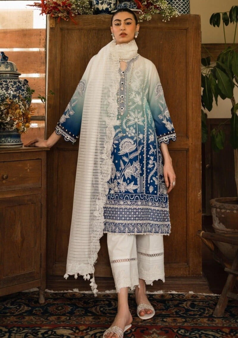 Sana Safinaz Muzlin V02 Mv 8 A Lawn Collection