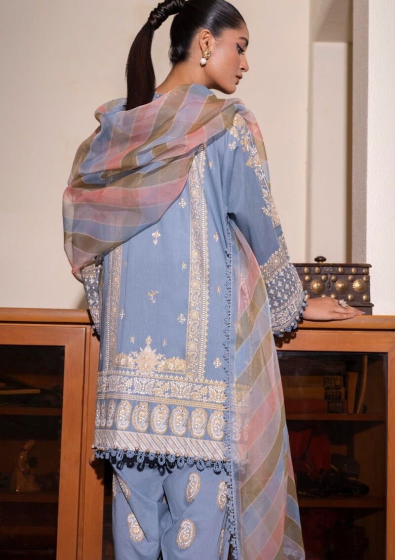 Sana Safinaz Muzlin V02 Mv 10 B Lawn Collection