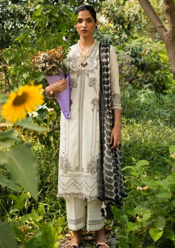 Sana Safinaz Muzlin V02 Mv 16 A Lawn Collection