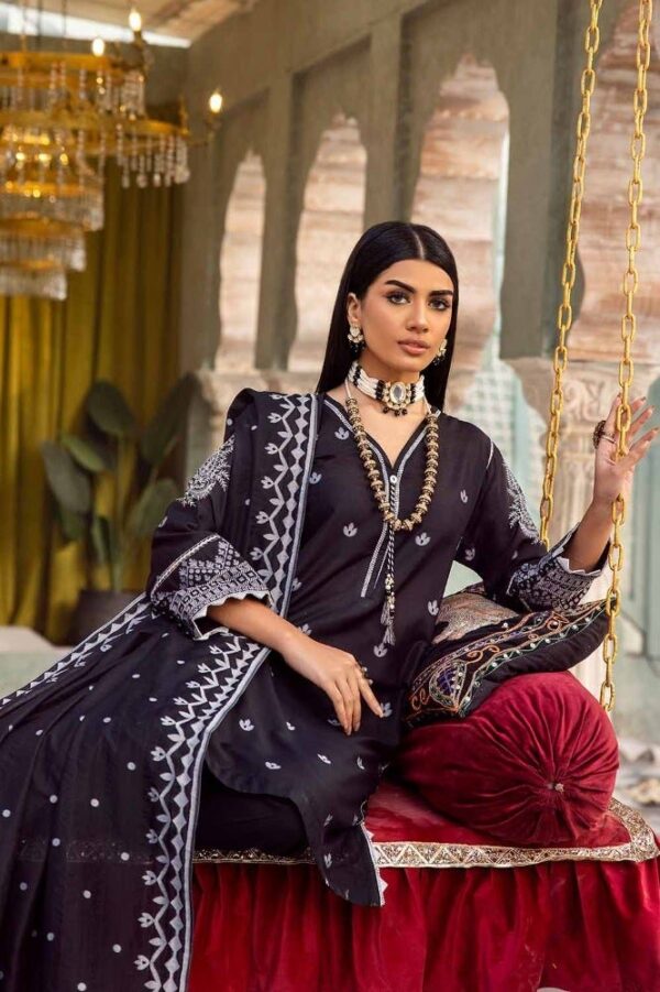 Gul Ahmed Mj-42002 Premium Embroidered Jacquard Collection 2024