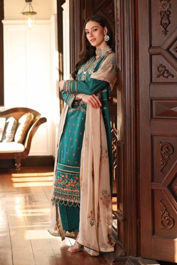 Gul Ahmed Pm-42009 Premium Embroidered Lawn Collection 2024