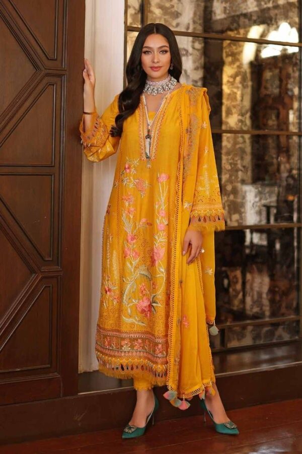 Gul Ahmed Pm-42035 Premium Embroidered Lawn Collection 2024