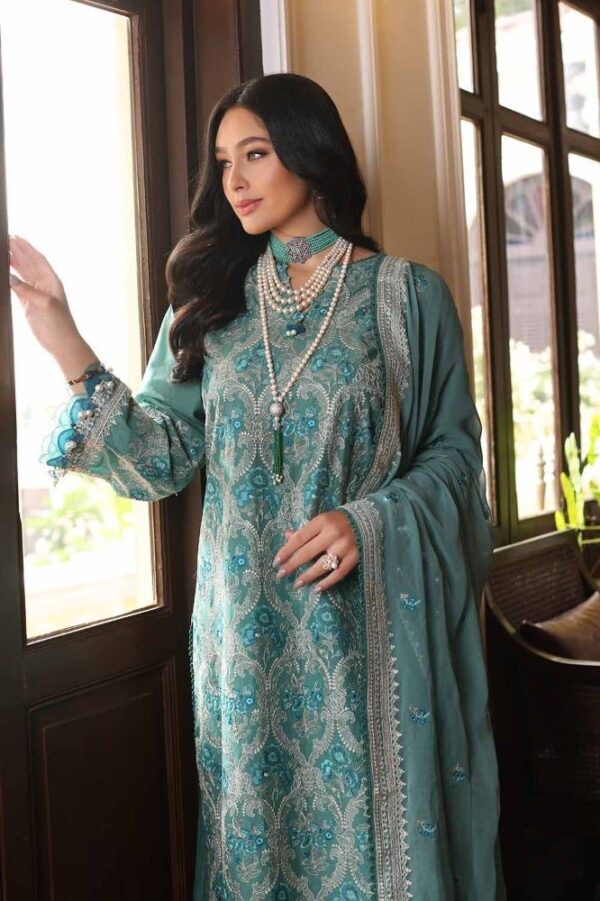 Gul Ahmed Pm-42036 Premium Embroidered Lawn Collection 2024