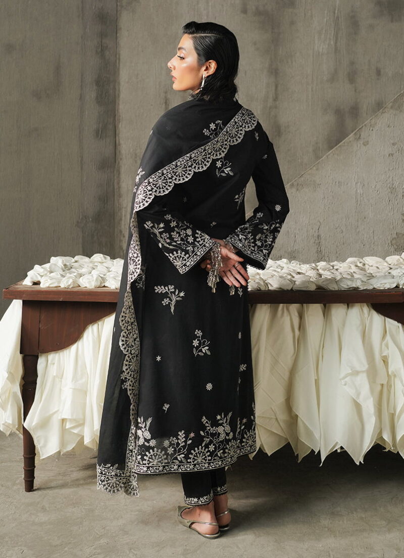 Image Rumiyah Monochrome Collection 2024