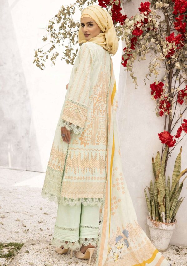 Sapphire Dgs24 04 Dua Gul E Zarki Lawn Collection 2024