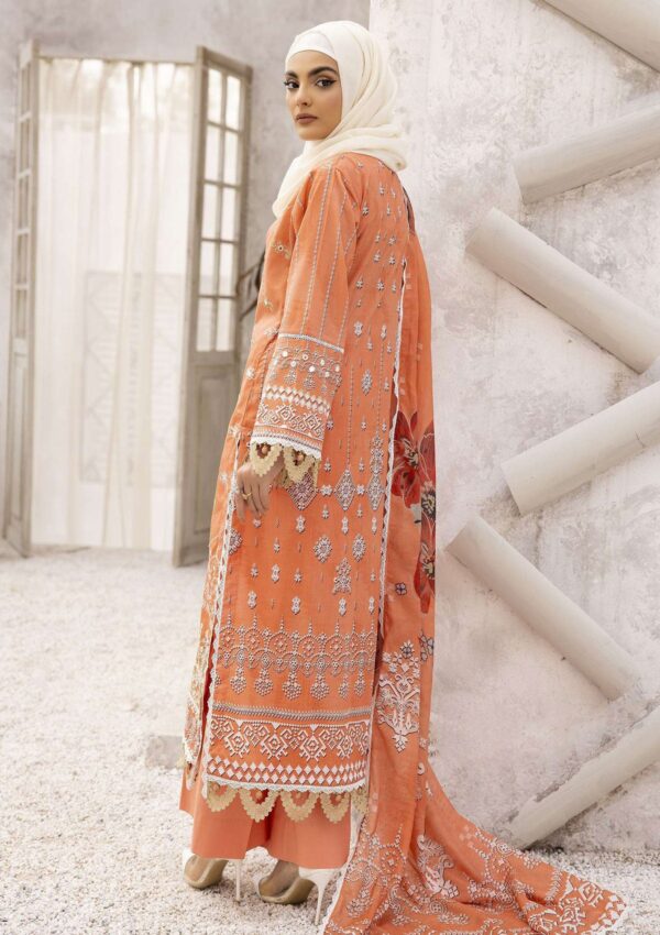 Sapphire Dgs24 03 Dua Gul E Zarki Lawn Collection 2024