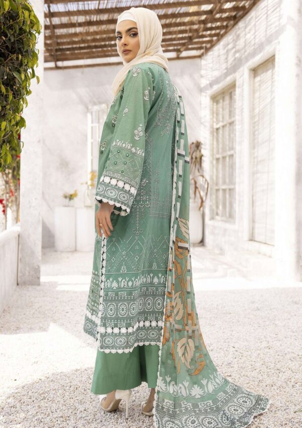 Sapphire Dgs24 14 Dua Gul E Zarki Lawn Collection 2024