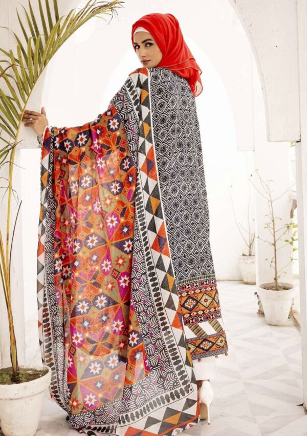 Motiya Dua Mlf24 08 Lawn Collection 24