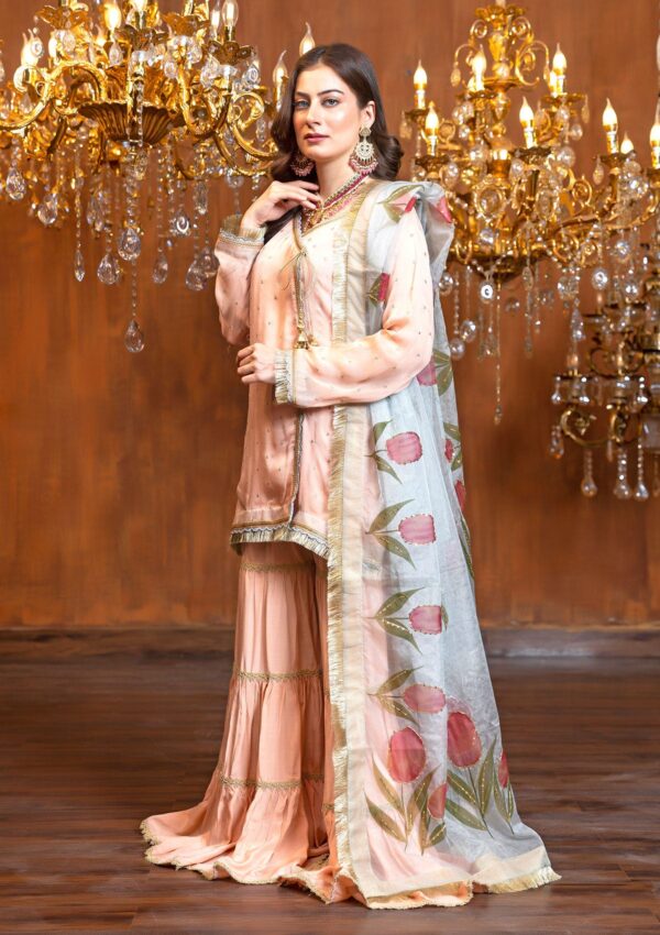 Flores Fa24 04 Aghaaz e Mehar Formal Collection 24