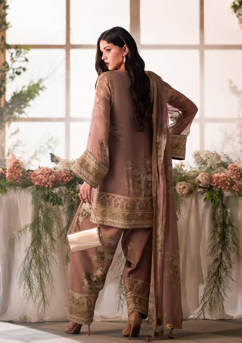 Charizma Cv24 02 Vasal Vol 1 Formal Collection