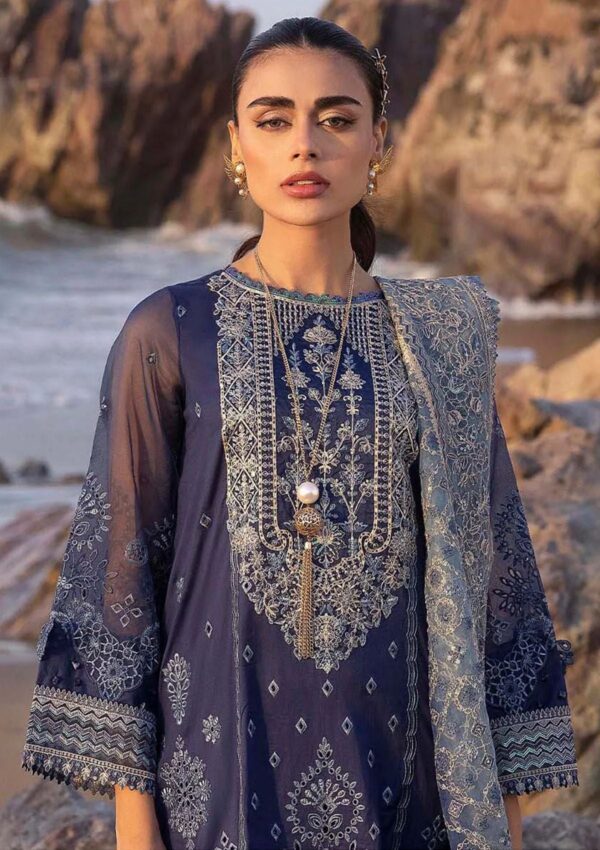 Muscari Mlec 915 Luxury Embroidered Lawn Collection 24