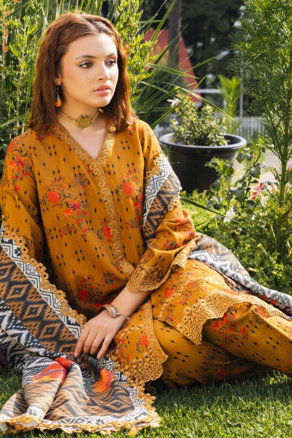 Charizma Anw4-02 Aniq Embroidered Staple Linen Collection