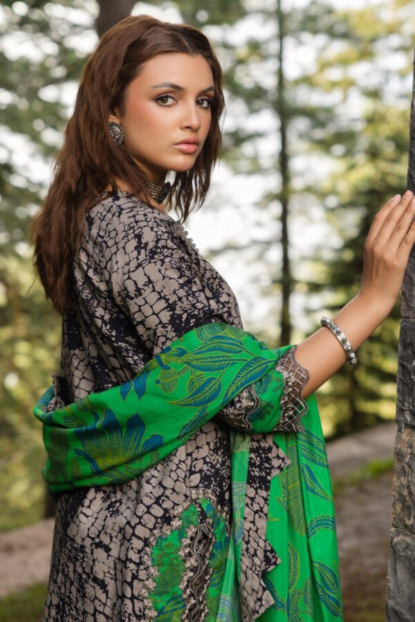 Charizma Anw4-09 Aniq Embroidered Staple Linen Collection