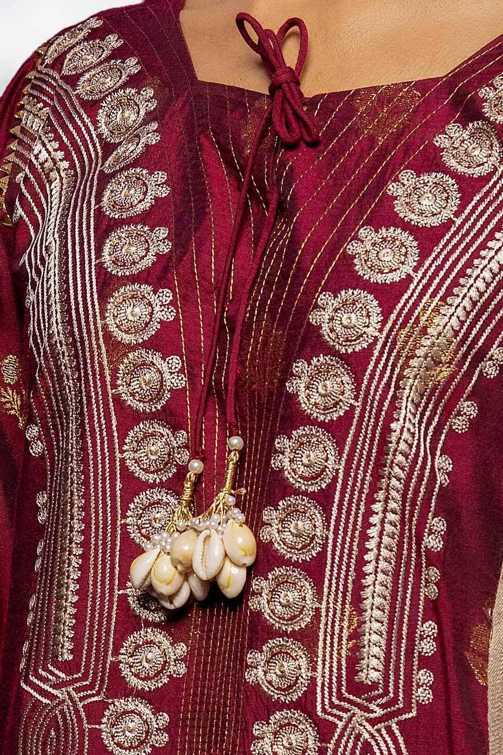 Gul Ahmed Ap-42019 Winter Embroidered Jacquard
