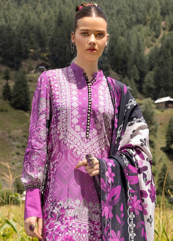 Gul Ahmed Ay-42002 Printed Karandi Collection