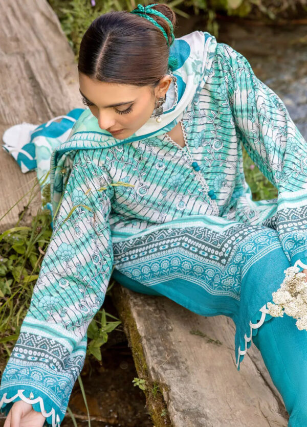 Gul Ahmed Ay-42003 Printed Karandi Collection