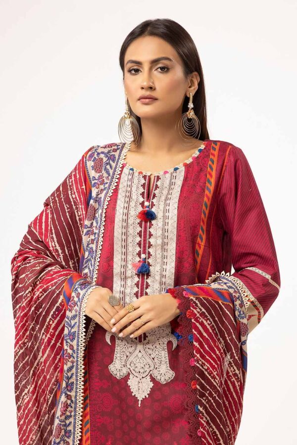 Gul Ahmed Cd-42001 Winter Embroidered Corduroy Collection