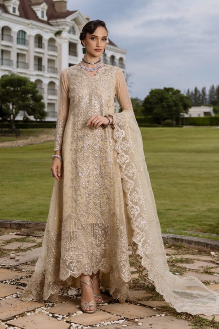Zainab Chottani D-04 Ivana Chottani