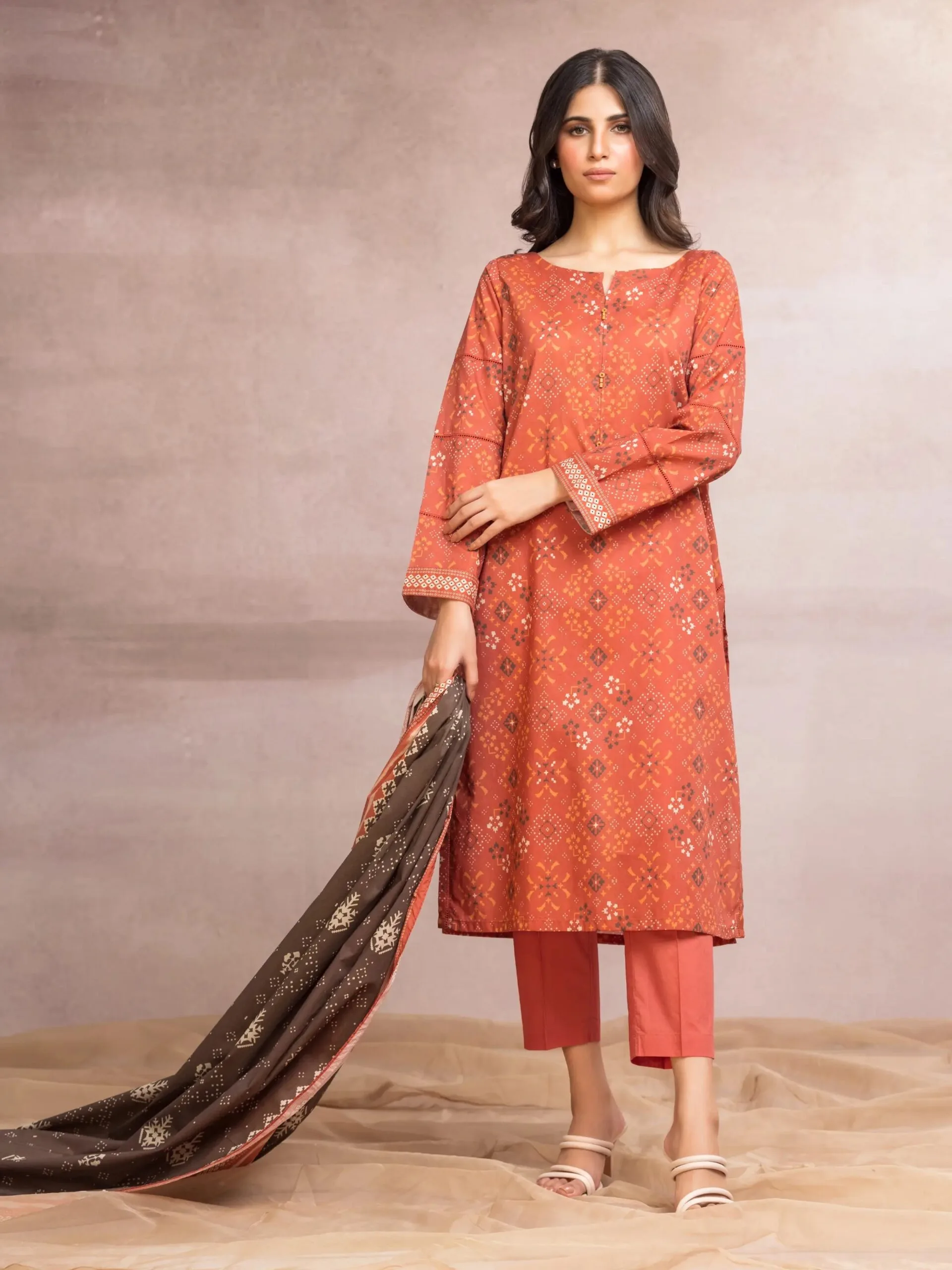 Edenrobe Ewu24A3-27102 Edenrobe Allure Khaddar Printed Collection 1 Edenrobe Ewu24A3-27102 Edenrobe Allure Khaddar