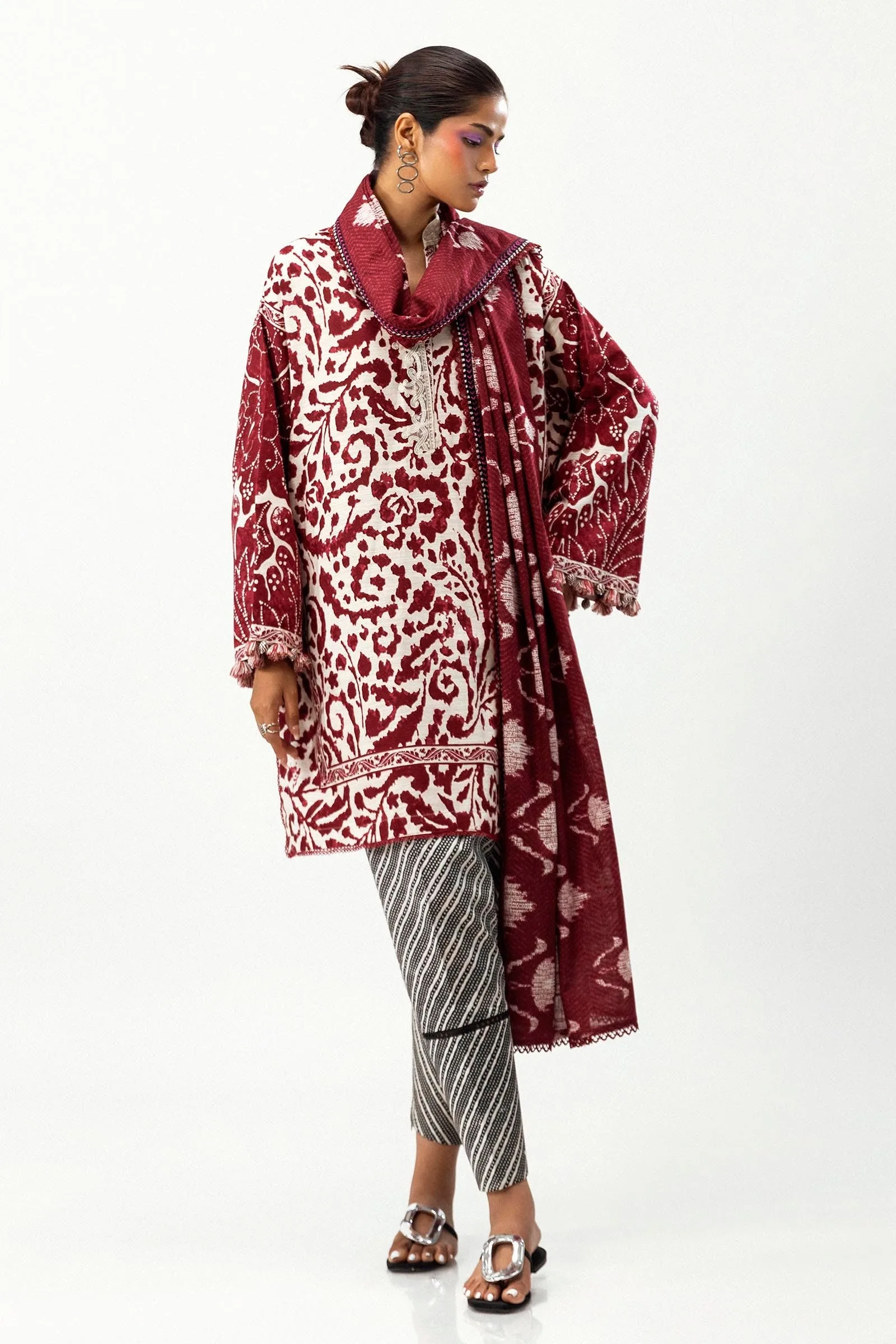 Sana Safinaz D-18a Mahay Embroidered Slub