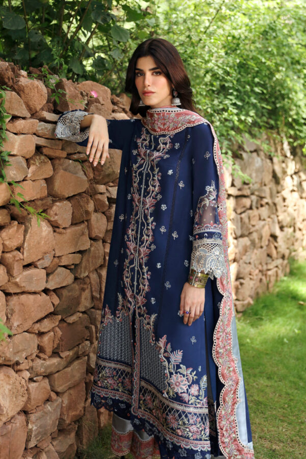 Qalamkar Lm-06 Cadhla Qlinekari Embroidered Linen Collection