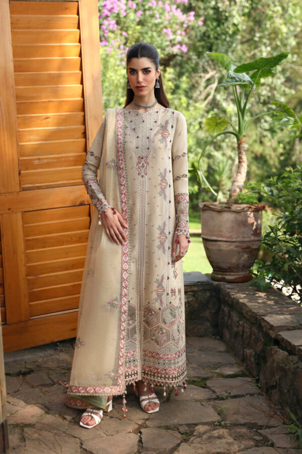 Qalamkar Lm-11 Zia Qlinekari Embroidered Linen Collection