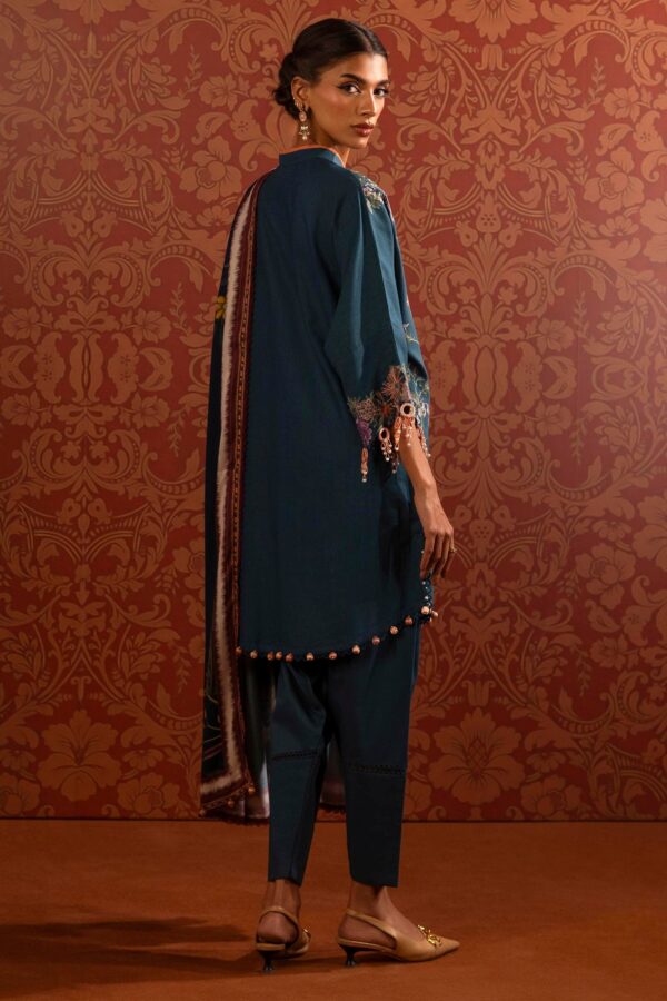 Sana Safinaz D-02B Muzlin Embroidered Slub Collection