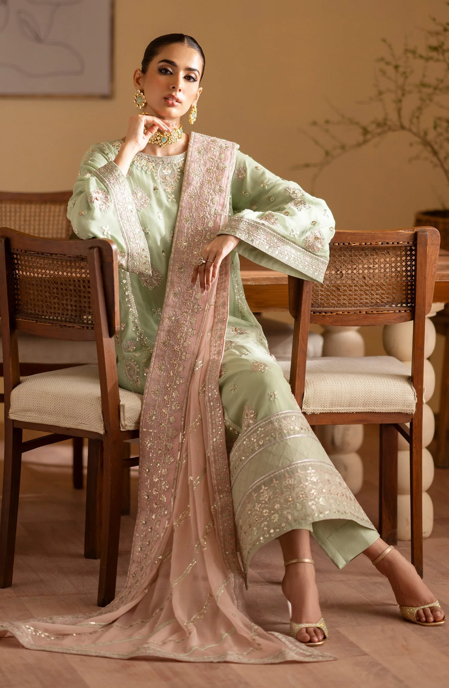 Emaan Adeel Najmeh Romansiyyah Embroidered Chiffon Collection 7 Emaan Adeel Najmeh Romansiyyah
