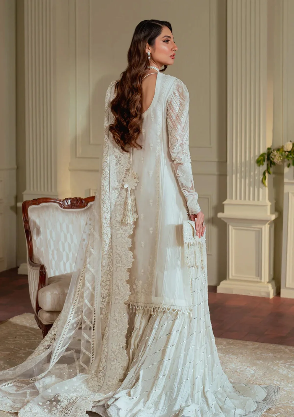 Baroque Embroidered Bqu
