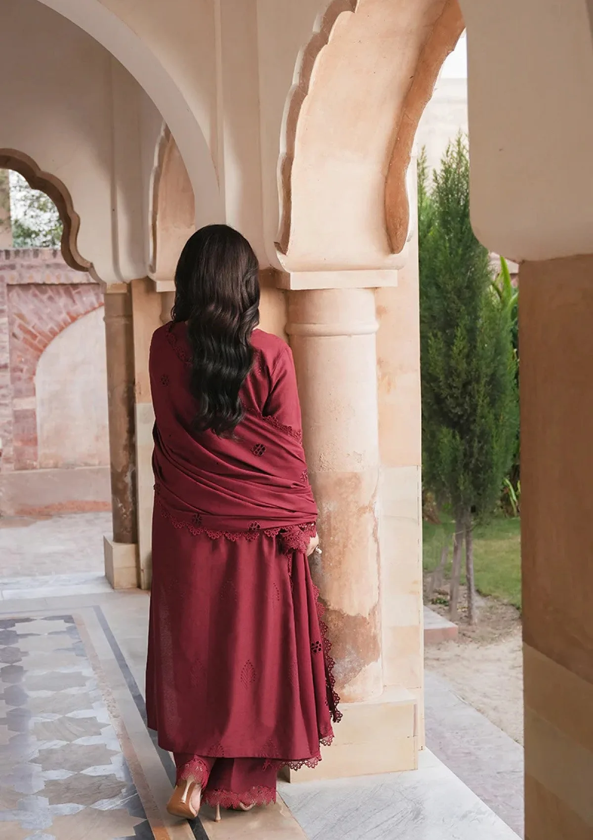 Mm Manara D 5 Gulaal