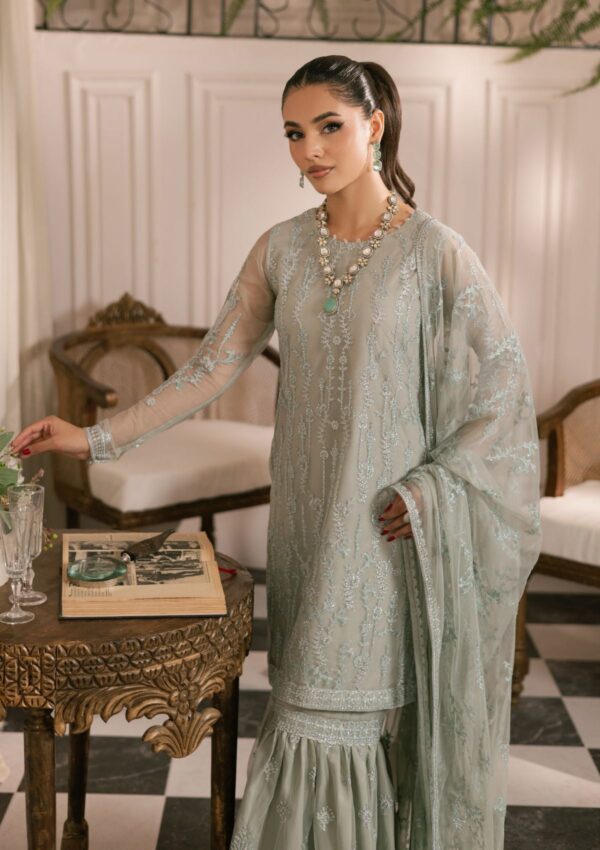 Zarif Iz24 02 Gulzaar Formal Collection