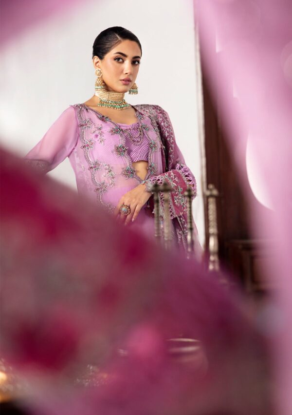 Jamnii Ruya Formal Collection